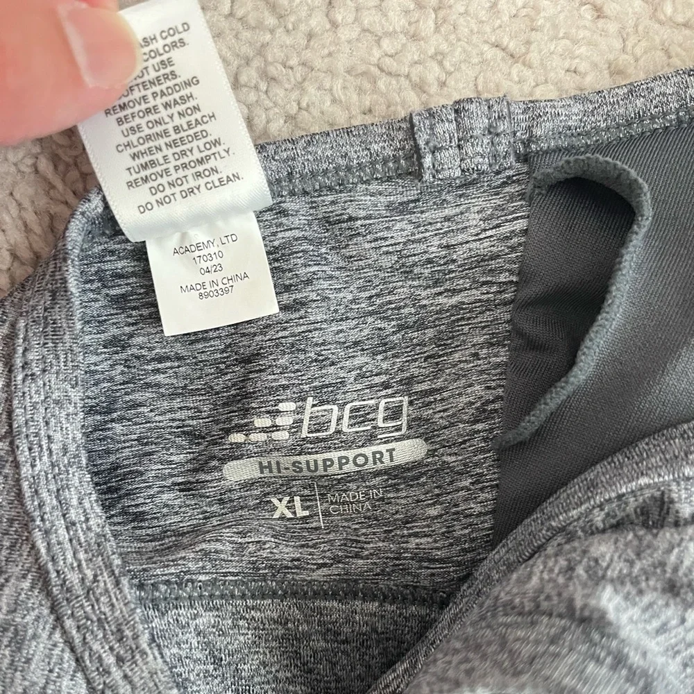 Bundle Of 3 Womens XL Sports Bras Athleisure Puma - Picture 6 of 6